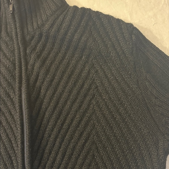 DKNY Men's Dark Zip-Up Sweater - Picture 11 of 12